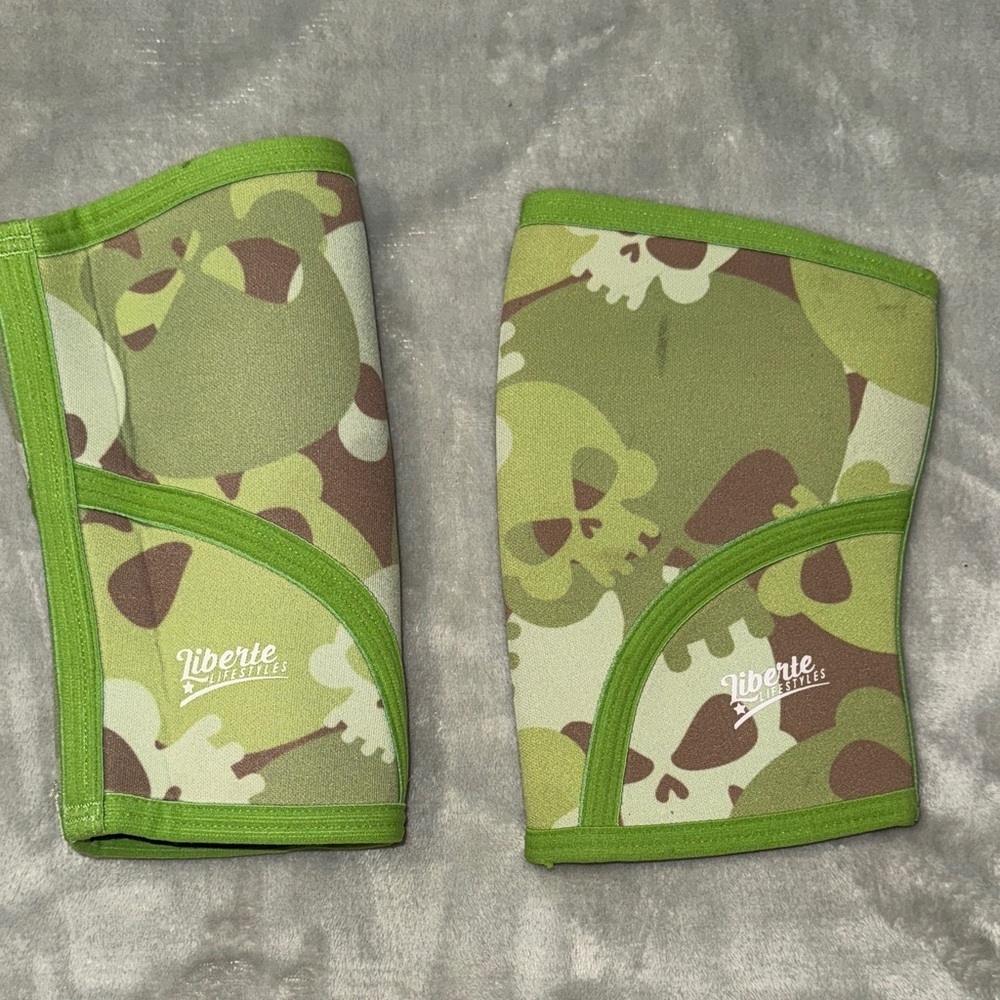 Green Camo Knee Sleeves Medium